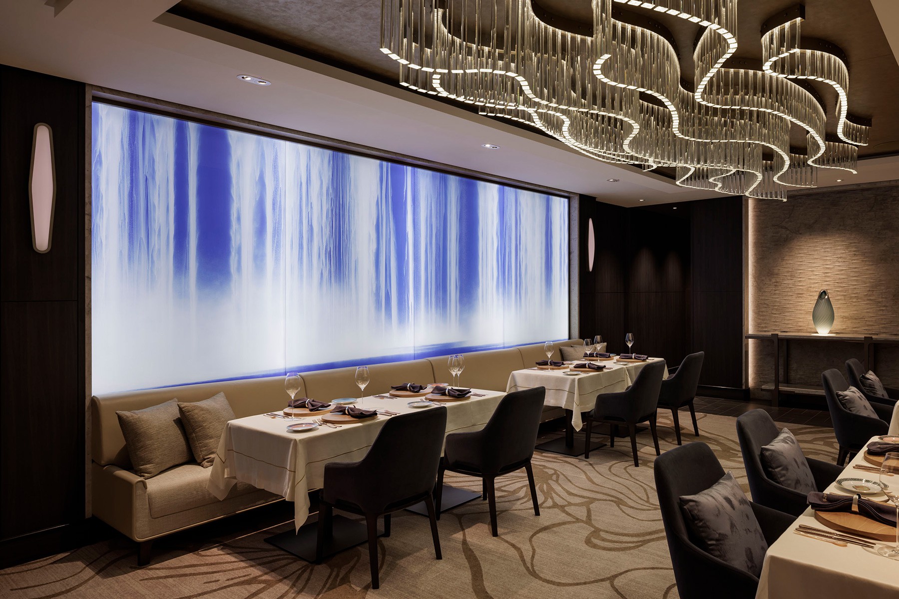 壁面ガラスアート